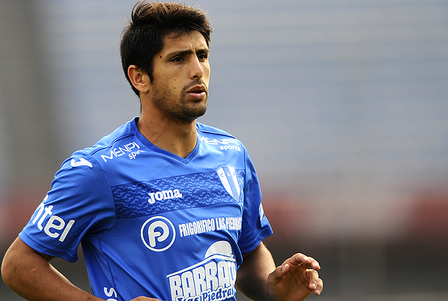 Matías Duffard se pierde el último partido por acumulación de amarillas.