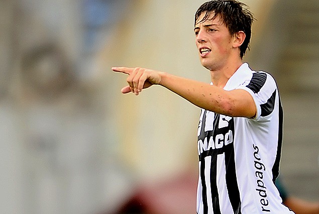 Futuro incierto del "Mago" Santos. 