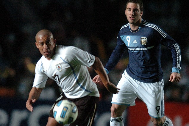 uruguay-copaamerica-chica