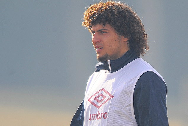 Maximiliano Falcón, zaguero de las divisiones formativas, oriundo de Paysandú.