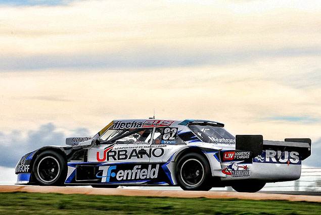 Mauricio Lambiris cerró un muy buen sábado en Rio Hondo.