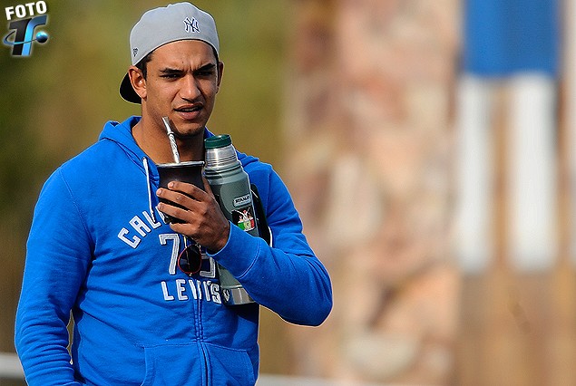 Diego Polenta a puro mate el jueves en Los Céspedes, el jueves de visita esperando por la reunión sobre su futuro. 