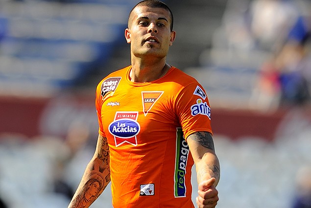 Santiago Carrera el martes estará de vuelta tras su paso por Huracán de AFA.