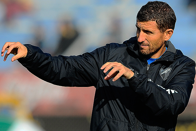 "Trabajar con un uruguayo es un placer", comentó Javi Gracia, entrenador del Málaga español.
