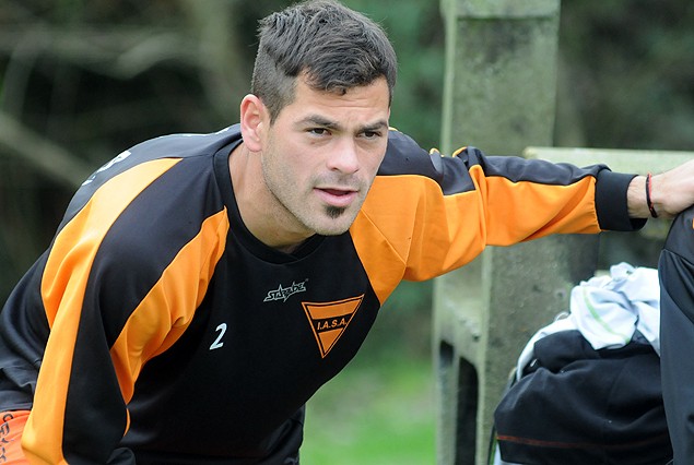 Juan Ramón Alsina, pelea el puesto con Michael Guerra, para el duelo del sábado con Fénix.