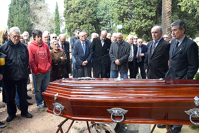 Fernando Morena habló en el sepelio de Héctor "Lito" Silva en el Cementerio del Buceo.