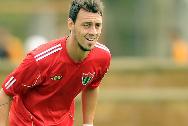 Martín Galain, no firmó y dejó de entrenar con El Tanque Sisley.