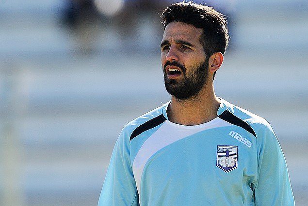 Vuelve uno de los pulmones del medio en Defensor Sporting, Mathías Cardacio.