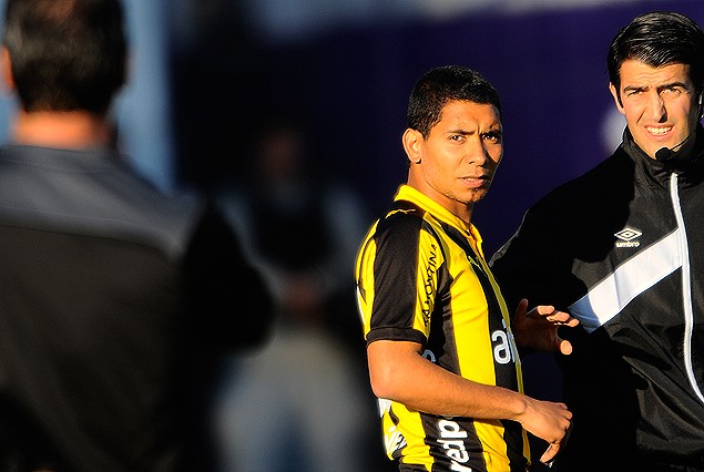 Cristian Palacios entró y definió el partido. 