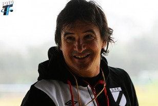 Valenzuela-der-chica