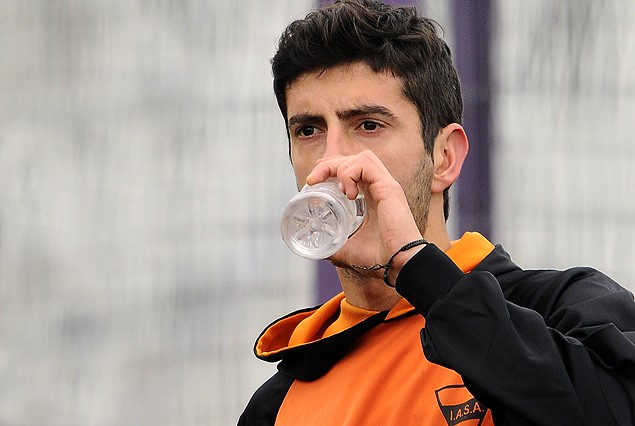 Adrián Argachá prepara la vuelta en el equipo buzón.