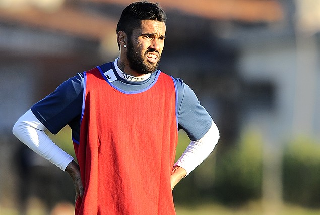 Matías Mirabaje, pieza clave en el mediocampo pedrense.
