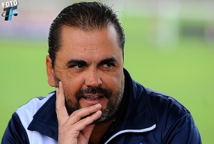 "Planificamos una reunión mínima semanal con cada cuerpo técnico".