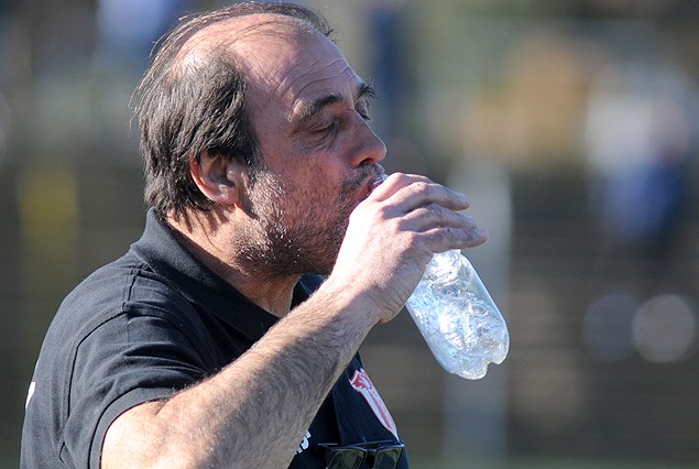 Vito Beato, DT de Villa Teresa.