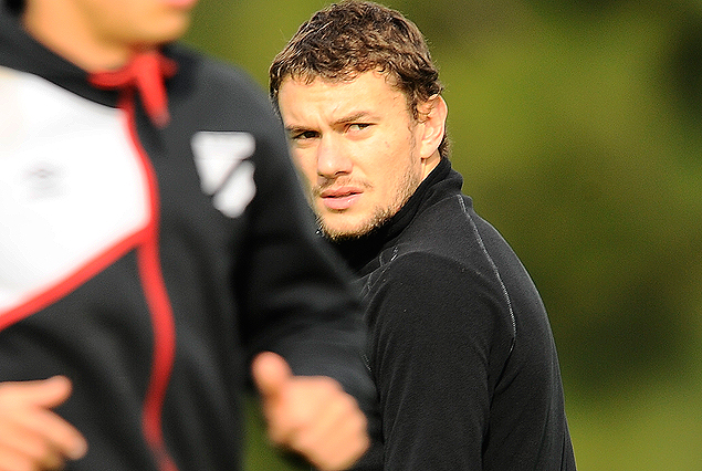 Gonzalo Barreto de punta al ataque en Jardines.