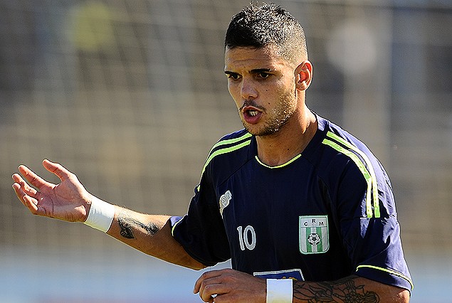 Agustín Gutiérrez, sigue trabajando con el plantel de Tercera División.