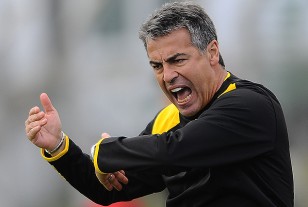 Pablo Bengoechea vivió el partido con el corazón y rescató el  valor del triunfo. 