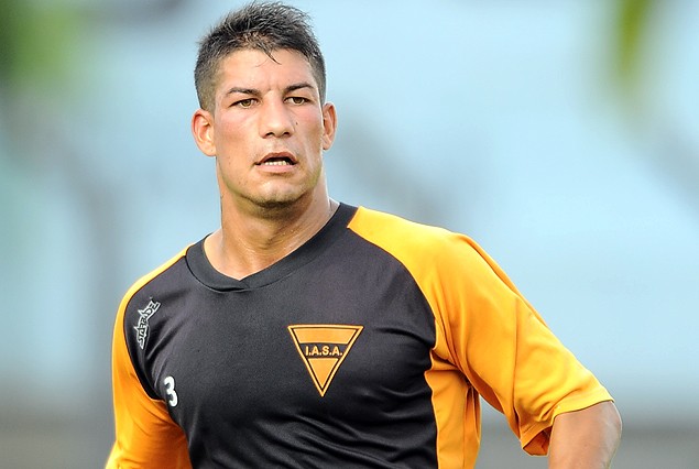 Nicolás Royón, se pierde el partido del domingo ante su ex club.