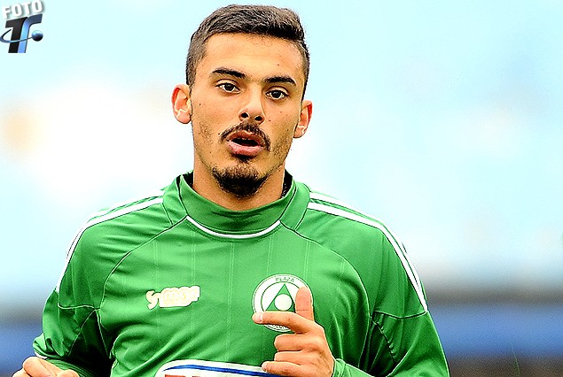 Matias Caseras volvió a la titularidad en el partido ante IASA. 