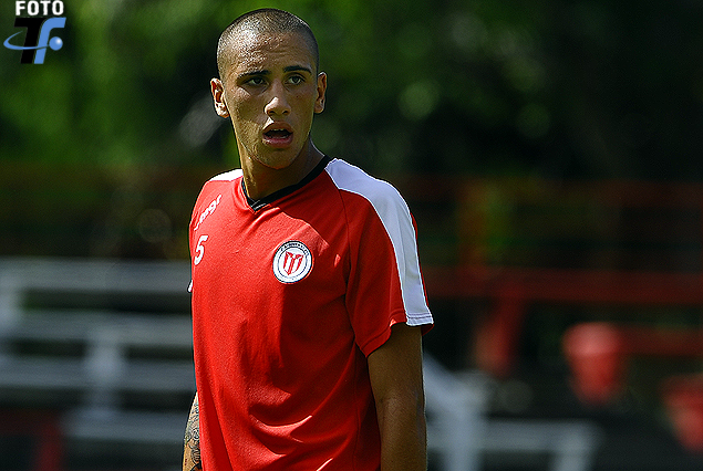 » Llega el volante Santiago Scotto