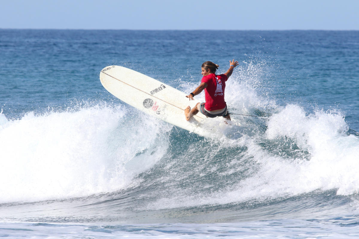 » Surf WSL Julián Schweizer 5° en etapa de Longboard en